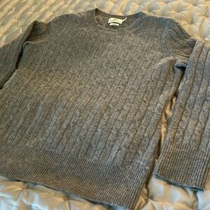 Vineyard Vines Gray Cable Knit Sweater